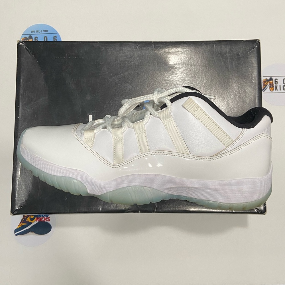 Jordan 11 Legend Blues